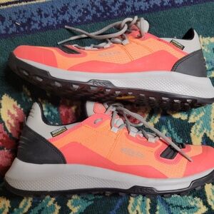 Keen Womens Tempo Flex Waterproof Shoes